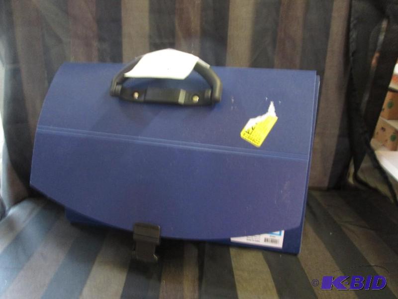 foldable plastic file expandes fro 25 tabs...