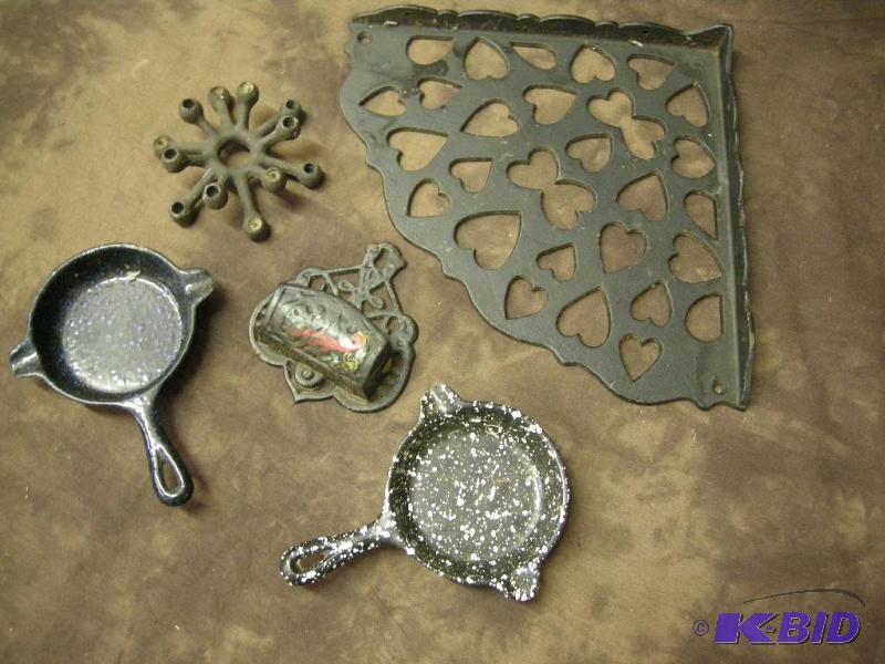 lot 115 image: Group early cast iron