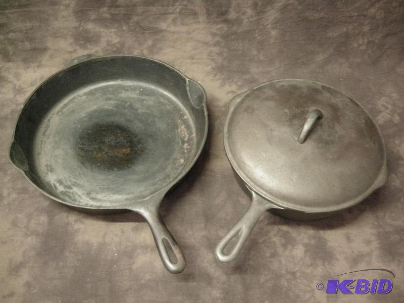 lot 119 image: Early cast iron fry pan