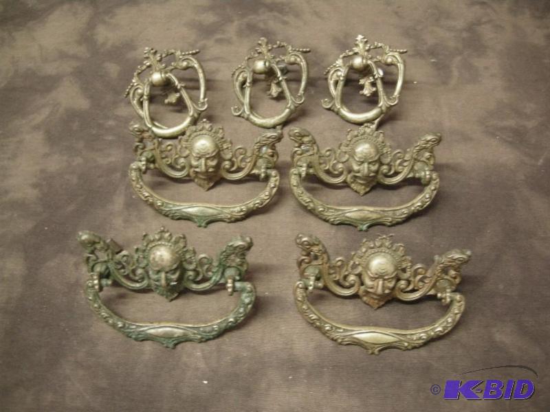 lot 125 image: Victorian brass cast figural dresser pulls