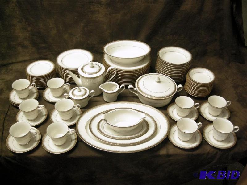 lot 133 image: Noritake China Edinburgh Set