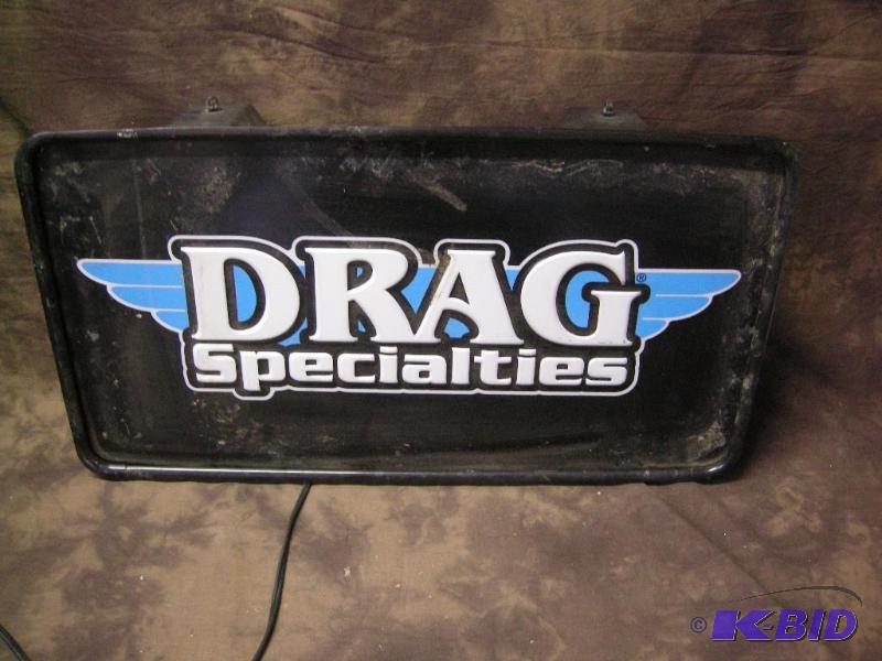 lot 174 image: Drag Specialties light up sign