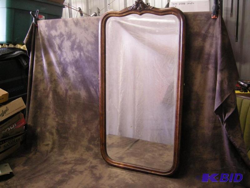 lot 246 image: Antique larger mirror