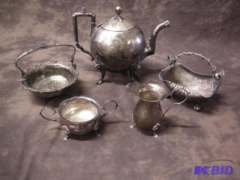 lot 258 image: Antique Victorian Reed & Barton silverplate ball tea pot and more
