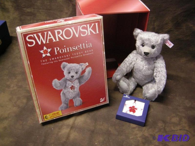 lot 269 image: Swarovski Poinsettia Steiff bear with box and papers