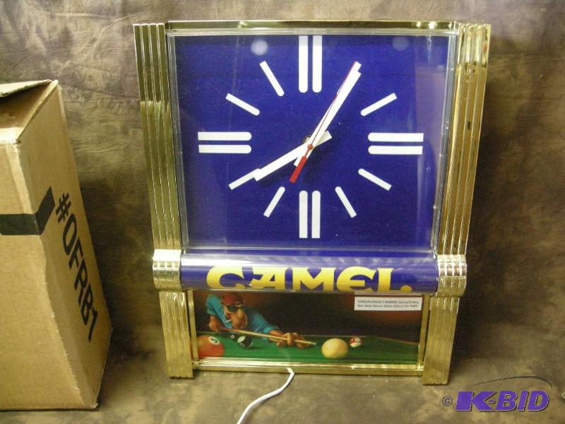 lot 307 image: Vintage Camel light-up clock