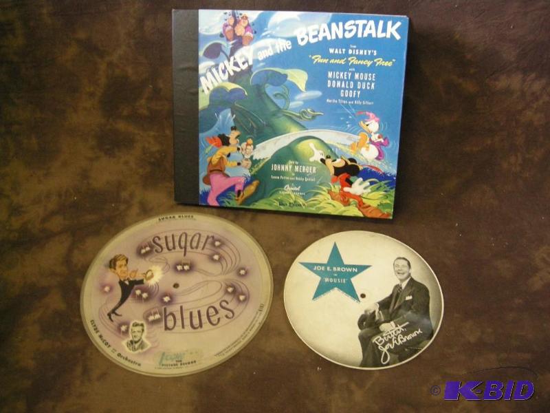 lot 315 image: 1947 Walt Disney Mickey and the Bean Stalk read-along 3-record set, picture record, more