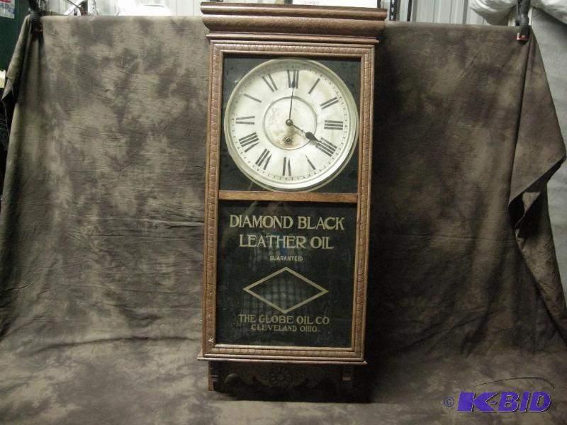 lot 33 image: Vintage Sessions Advertiser Oak wall clock