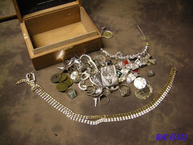 lot 352 image: Vintage jewelry lot in cigar box
