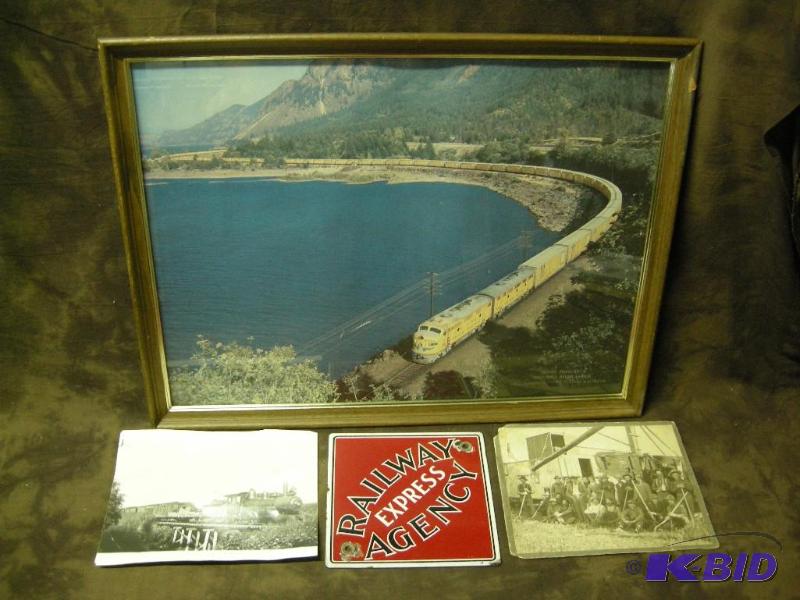 lot 451 image: Vintage railroad items