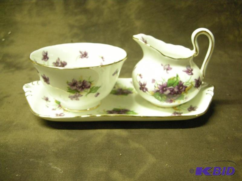 lot 458 image: Royal Chelsea sugar, creamer, tray set