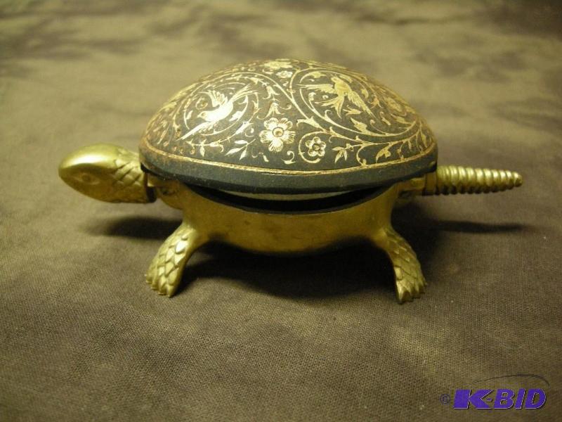lot 46 image: Vintage brass tortoiseturtle hotel desk service bell
