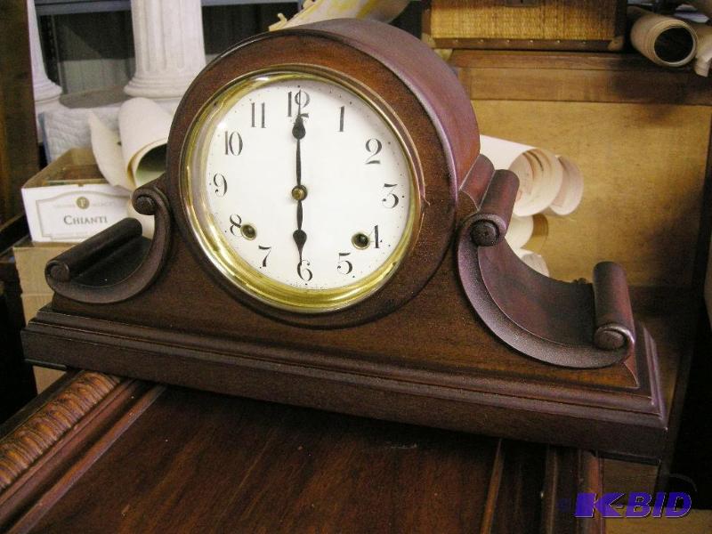 lot 500 image: Antique Sessions Mantel Clock