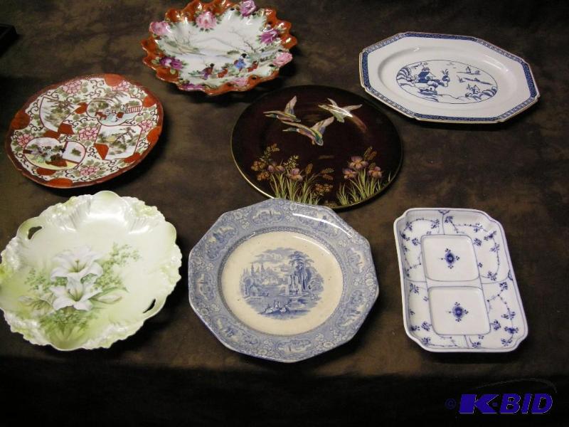lot 501 image: Group vintage beautiful plates