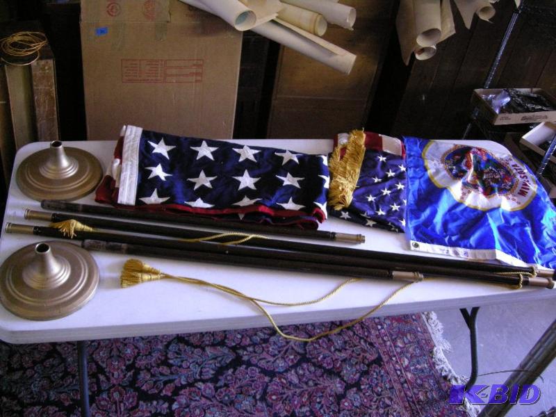 lot 508 image: American Flag set