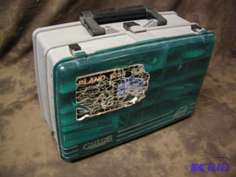 lot 581 image: Plano 1258 tacklebox full