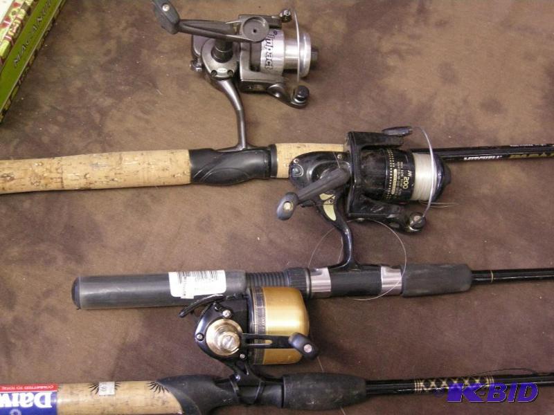 lot 605 image: 3 fishing rod and reel combos