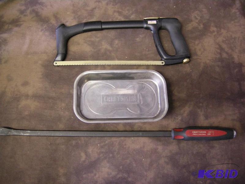 lot 614 image: Craftsman Professional 43270 pry bar and more