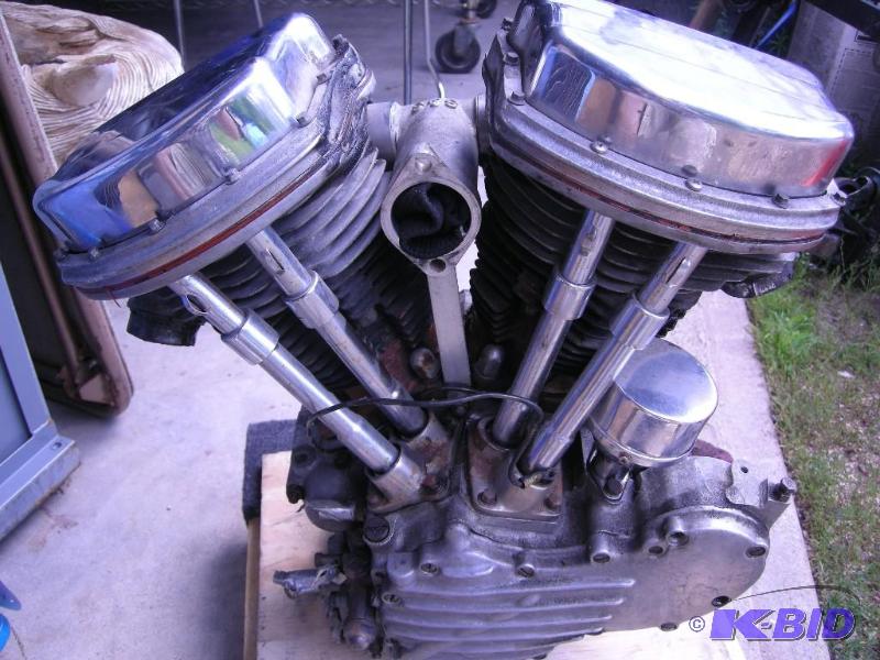 lot 9 image: Classic 1955 Harley Davidson motorcycle engine