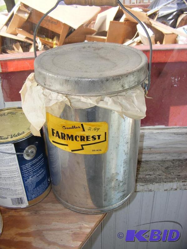 lot 140 image: Vintage can with lid...