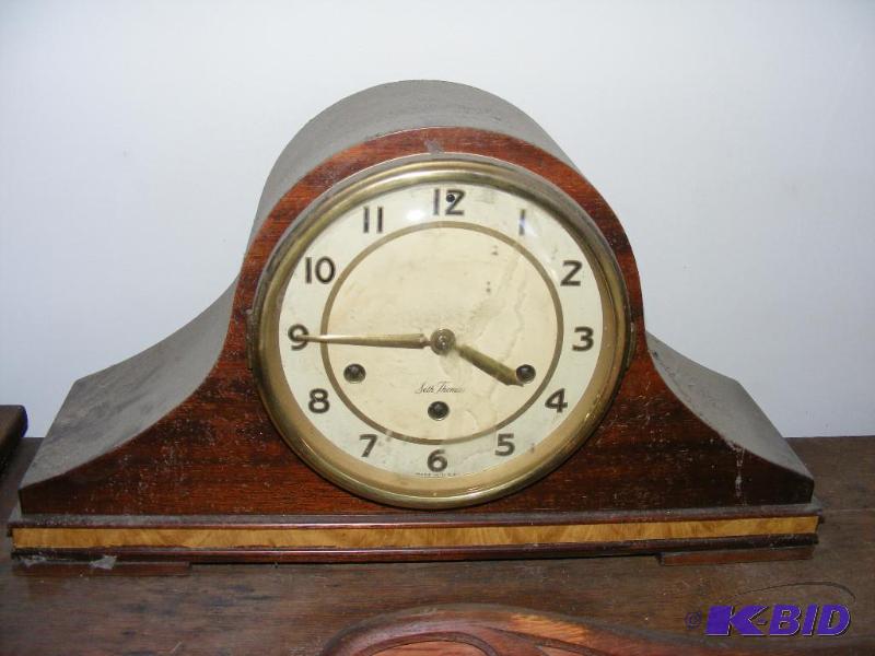 lot 2 image: Seth Thomas Mantel Clock, has key, untested...