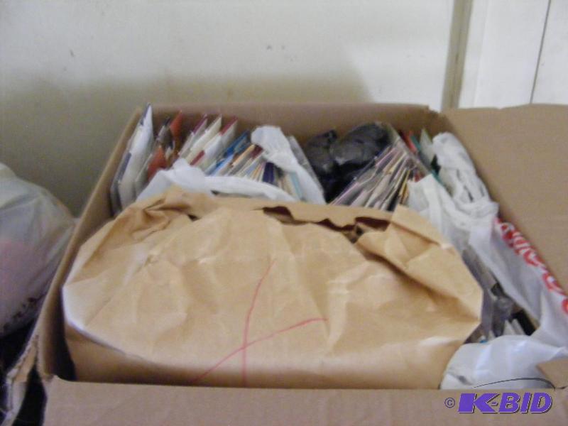 lot 214 image: Box of Pantyhose and Nylons most are new....