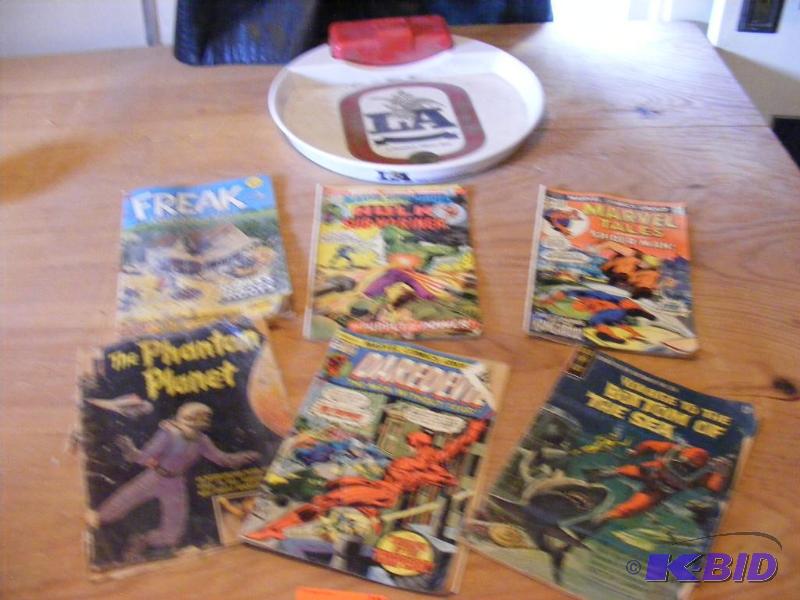 lot 215 image: Comic Books, drink tray and piggy bank...
