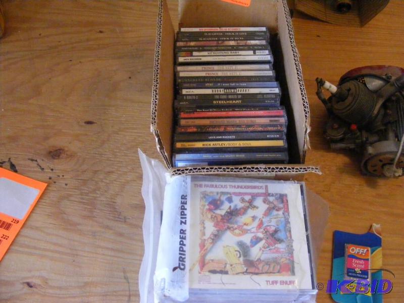 lot 218 image: small box of cds...