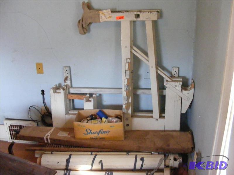 lot 271 image: Rug Loom, needs to be assembled. very old....