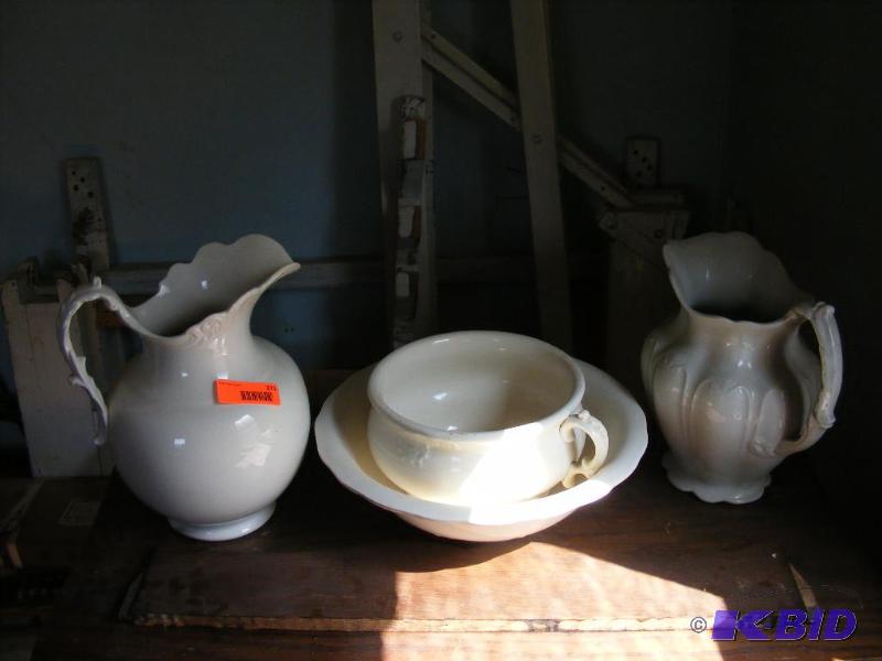 lot 311 image: Wash Basin and Two Pitchers, and chamber pot...