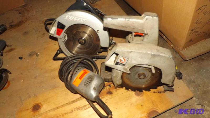 lot 338 image: Two Circular Saws, and angle drill. TESTED AN...