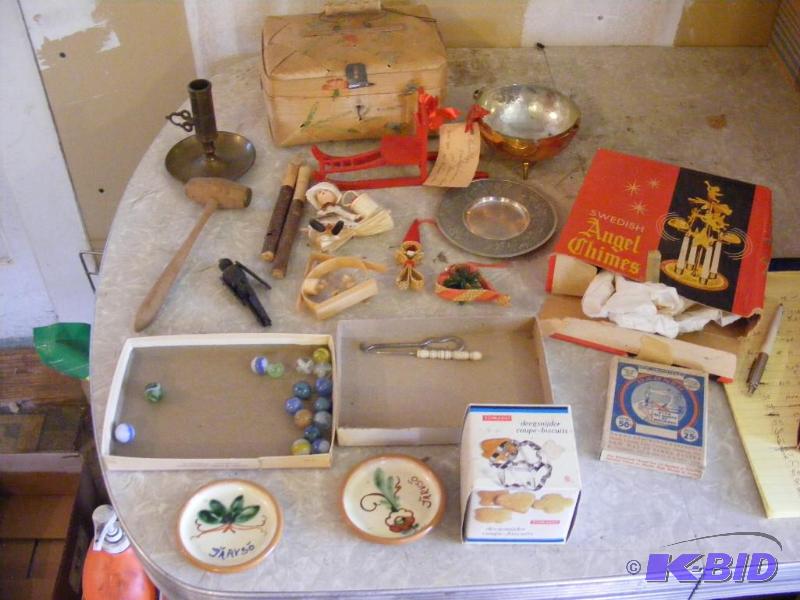 lot 405 image: Old Marbles and Norwegian Items