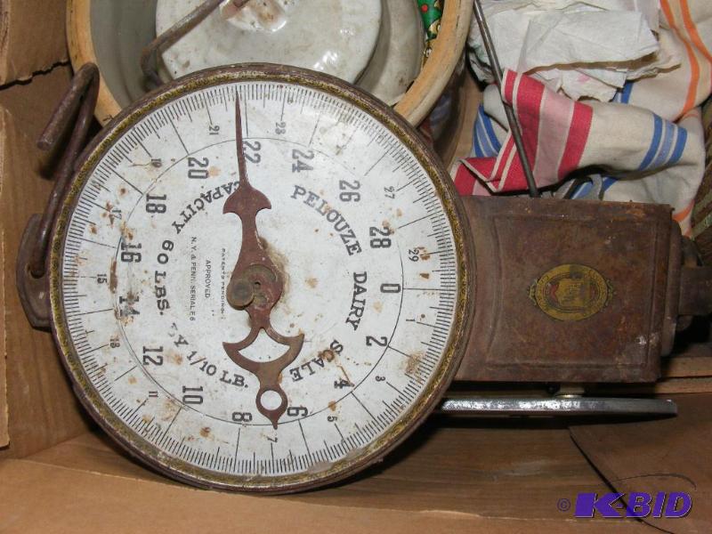 lot 419 image: scale