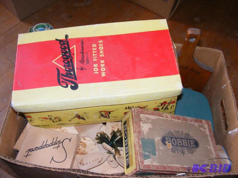 lot 83 image: Variety Lot, hand carved wood items, pencil s...