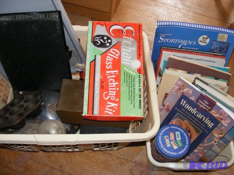 lot 96 image: Craft and Hobby Books, Glass Etching Kit, Pok...