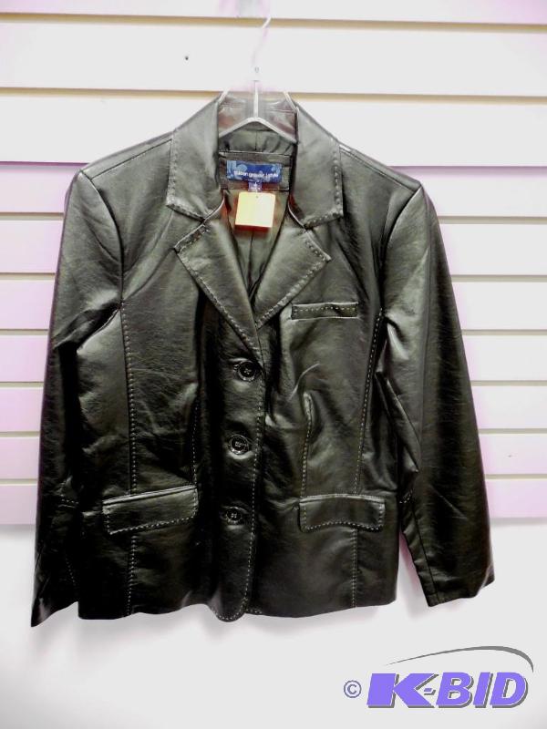 New Susan Graver Size M Poly Coat