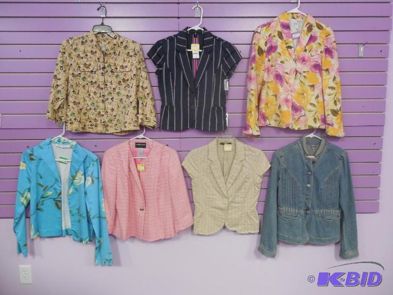 Lot 7 Name Brand Blazer or Jackets Size Small