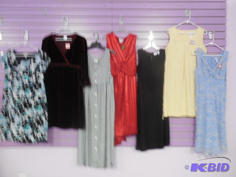 Lot of 7 Maternity Dresses Size Medium