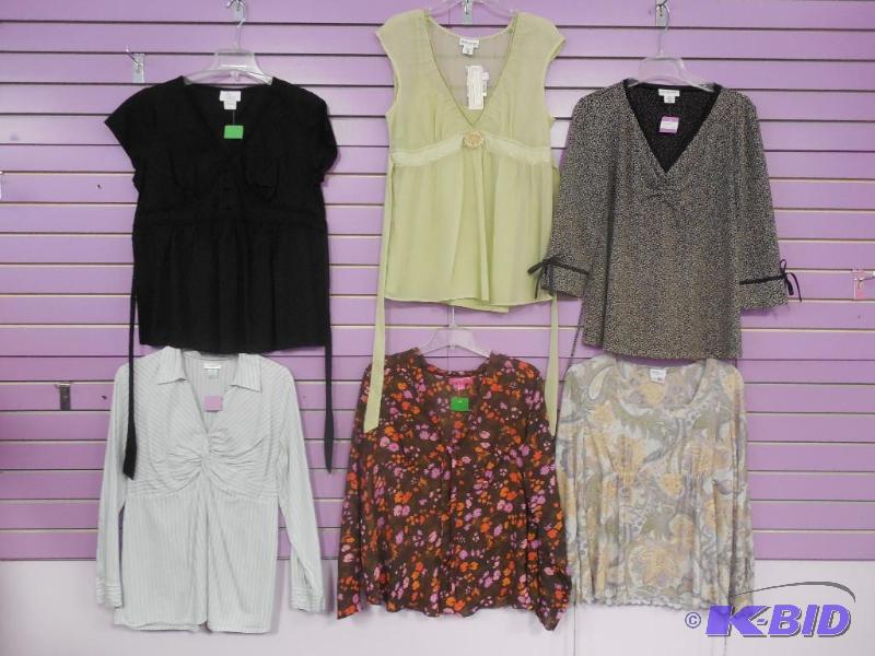 Lot of 6 Maternity Tops Size Large