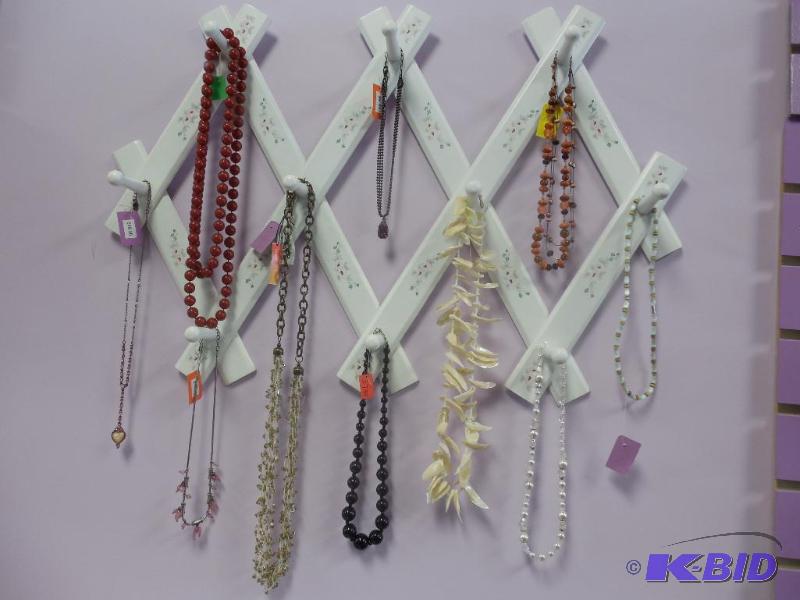 Lot of 10 Necklaces