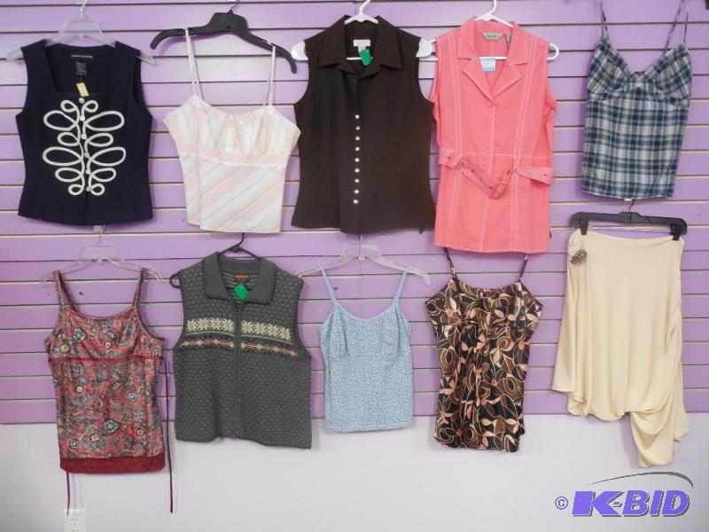 Lot of 10 Name Brand Sleeveless Tops - Size Medium