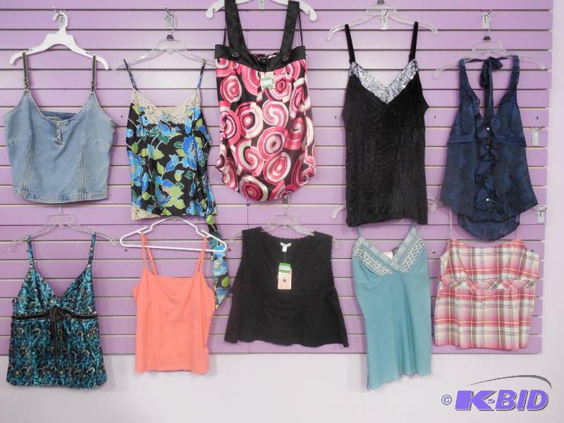 Lot of 10 Name Brand Sleeveless Tops - Size Large