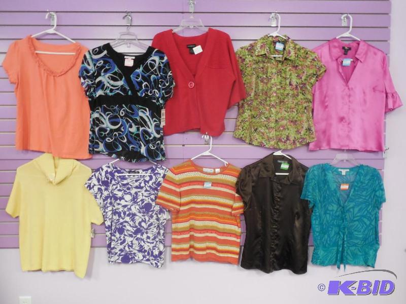 lot of 10 Name Brand Short Sleeve Tops - Size Large