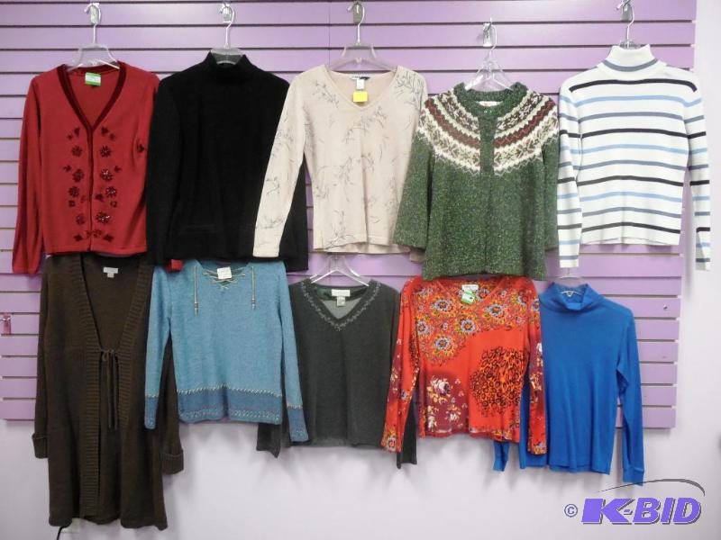 Lot of 10 Name Brand Long Sleeve Tops & Sweaters Size Medium