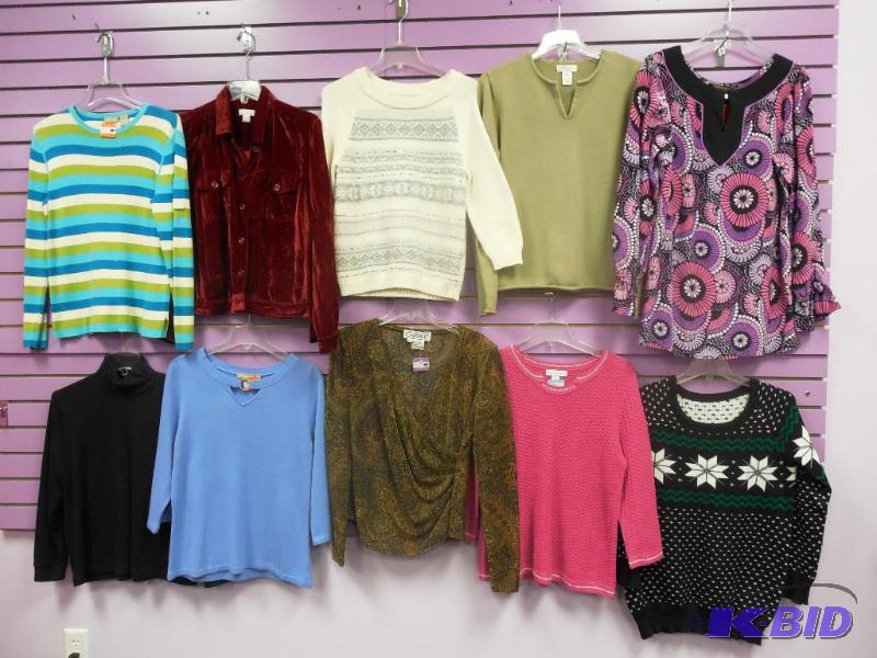 Lot of 10 Name Brand Long Sleeve Tops & Sweaters & Hoodies Size Medium