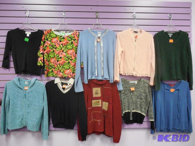 Lot of 10 Name Brand Long Sleeve Tops & Sweaters Size Medium