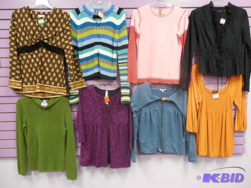 Lot of 8 Name Brand Long Sleeve Tops & Sweaters Size Medium