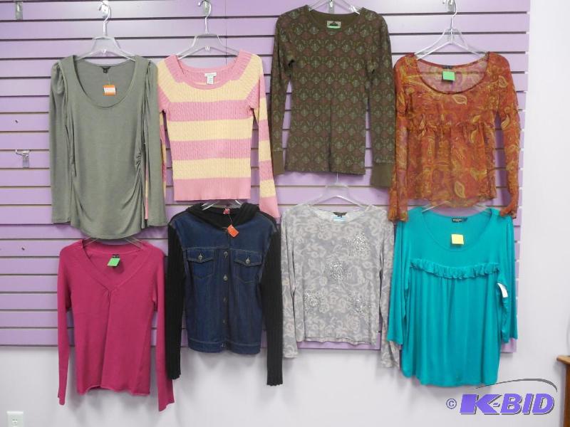 Lot of 8 Name Brand Long Sleeve Tops & Sweaters Size Medium