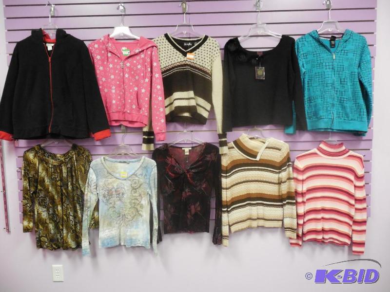 Lot of 10 Name Brand Long Sleeve Tops & Sweaters & Hoodie Size Large