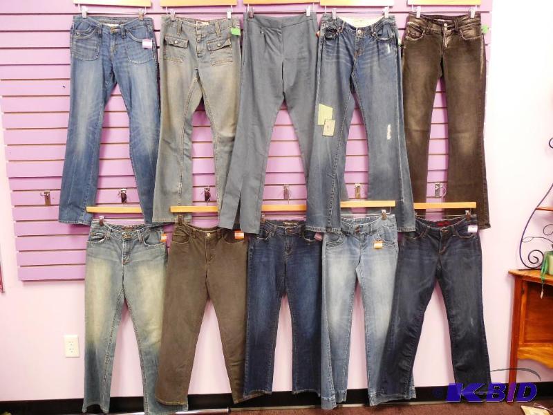 Lot of 10 Jeans Size 2 Some Petites